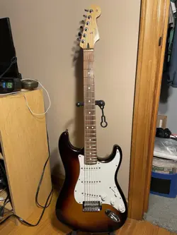 STRATOCASTER 2019 MIM
