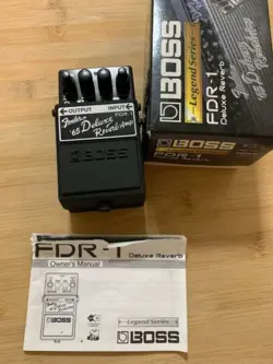 BOSS FDR-1 FENDER 65 DELUXE REVERB-AMP GUITAR PEDAL