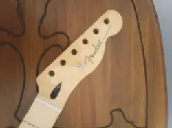 FENDER PLAYER MAPLE NECK 