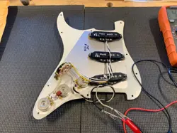 FENDER AMERICAN NOISELESS PICKUPS SET W LOADED PICKGUARD STRATOCASTER USA GUITAR