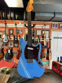 RELIC MUSTANG SQUIER