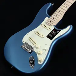 FENDER: AMERICAN PERFORMER STRATOCASTER MAPLE SATIN LAKE PLACID BLUE