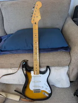 50'S STRATOCASTER LB