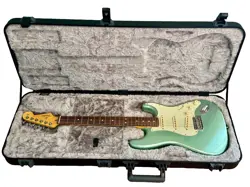 PROFESSIONAL II GUITAR