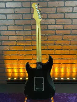 FENDER STANDARD HSS