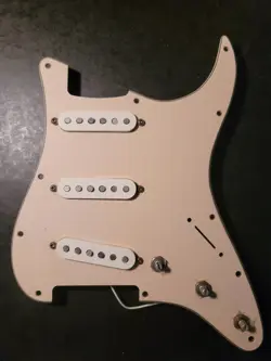 2002 FENDER AMERICAN STRATOCASTER PICKUPS W/PICKGUARD