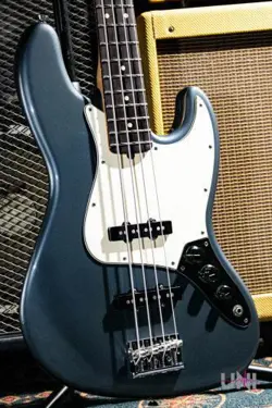 FENDER AMERICAN STANDARD JAZZ BASS / 2011 TRACKING NUMBER