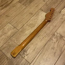 WARMOTH FENDER SR02B2