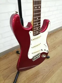 FENDER JAPAN ST-43 USED BASSWOOD BODY MAPLE NECK MAPLE FINGERBOARD