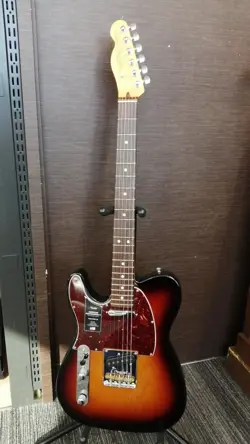 TELECASTER USED LEFTY