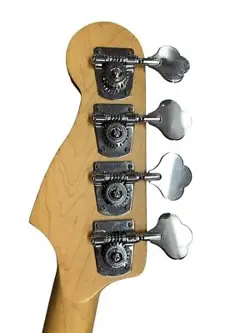 FENDER PRECISION BASS-MEXICO