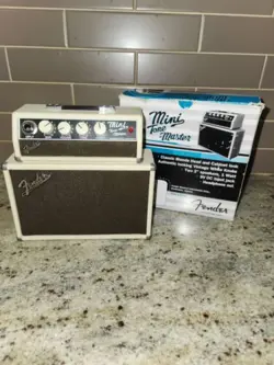 FENDER 0234808000 MINI