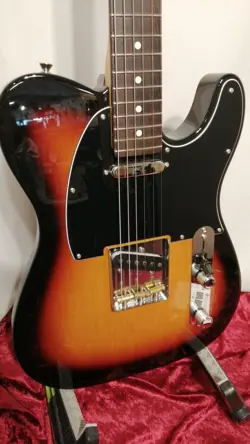 FENDER JAPAN HYBRID II TELE RW 3TS USED 2023 ALDER BODY MAPLE NECK W/GIG CASE