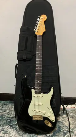 FENDER LIMITED EDITION 