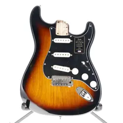 STRATOCACASTER GUITAR