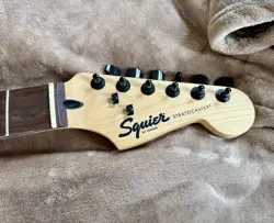 STRAT LOADED ROSEWOOD