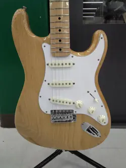 70S STRATOCASTER: