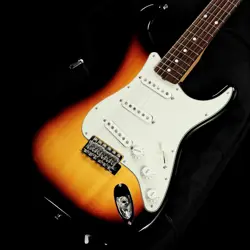 FENDER TRADITIONAL II 60S STRATOCASTER 3-TONE SUNBURST