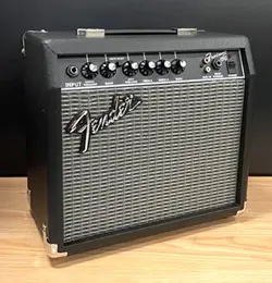 FENDER FRONTMAN 15G 15-WATT 2-CHANNEL GUITAR COMBO AMP - BLACK / SILVER GRILL