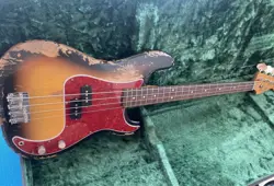 FENDER JAPAN PRECISION BASS PB62 W/HARD CASE ELECTRIC BASS GUITAR USED