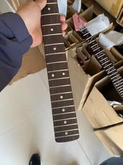 ELECTRIC GUITAR NECK21