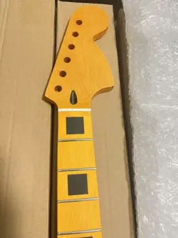 YELLOW 22 FRETS BIG HEAD START ELECTRIC GUITAR NECK CANADA MAPLE FOR FENDER ST