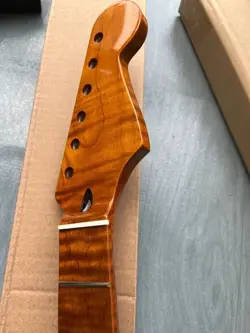 BEST 22 FRETS ROASTED FLAME MAPLE GUITAR NECK ABALONE DOT GLOSS FOR FENDER START