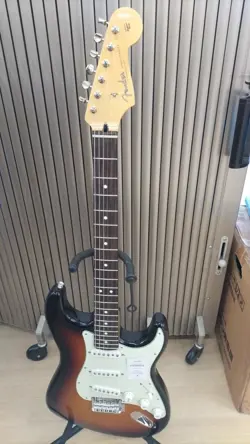 FENDER JAPAN HYBLID II STRATOCASTER ELECTRIC GUITAR SAFE DELIVERY FROM JAPAN