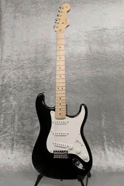 STRATOCASTER BLACKIE SAFE