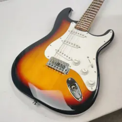 STRATOCASTER SQUIRE SUNBURST