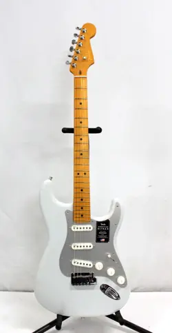 MAPLE 6-STRING ELECTRIC