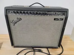 FENDER PRINCETON CHORUS PR 82 GUITAR AMP - MADE IN USA - WORKS, READ