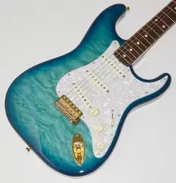 FENDER JAPAN  TRADITIONAL FACTORY SPECIAL RUN 60S STRATOCASTER MADE IN JAPAN