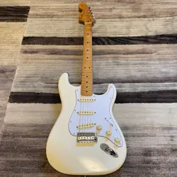 ELECTRIC GUITAR FENDER JIMI HENDRIX STRATOCASTER VINTAGE WHITE GOOD CONDITION
