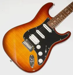 FENDER  MEXICO PLAYER PLUS STRATOCASTER HSS