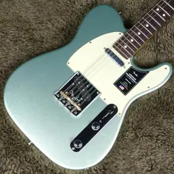 FENDER AMERICAN PROFESSIONAL II TELECASTER MYSTIC SURF GREEN NO.YG843