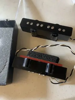 JB TWIN PICKUP FOR 4-STRING FENDER JAZZ J BASS *USED*