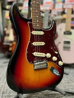 FENDER AMERICAN PROFESSIONAL II STRATOCASTER -3-COLOR SUNBURST ROSEWOOD- MADE IN