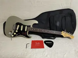 FENDER MADE IN JAPAN MODERN STRATOCASTER INCA SILVER #QO8D5A