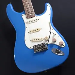62 STRATOCASTER LIGHT