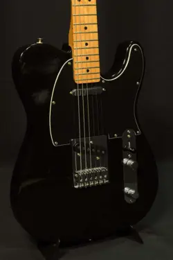 FENDER PLAYER TELECASTER ELECTRIC GUITAR BLACK MAPLE NECK - USED
