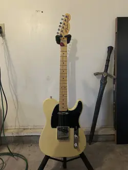 2013 FENDER TELECASTER AMERICAN MADE CREAM