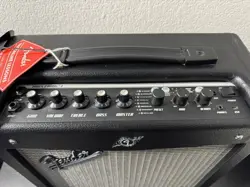 FENDER MUSTANG I (V.2) GUITAR AMPLIFIER AMP TESTED WORKING