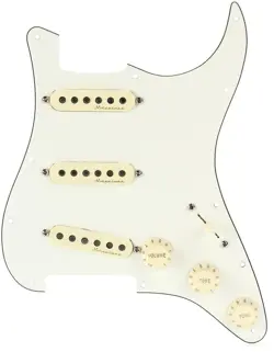 FENDER VINTAGE NOISELESS SSS PRE-WIRED STRATOCASTER PICKGUARD - PARCHMENT 3-PLY