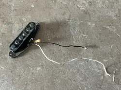 1976 FENDER STRATOCASTER GUITAR PICKUP MIDDLE