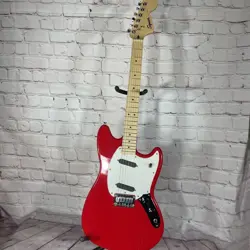 SQUIER MUSTANG #PFFNUC