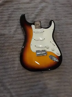 FENDER 2001 MIM