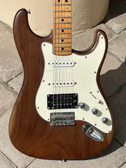 1974-5 FENDER