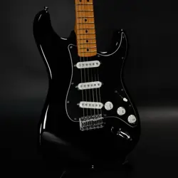 FENDER MADE IN JAPAN ISHIBASHI FSR TRADITIONAL 70S STRATOCASTER MAPLE BLACK