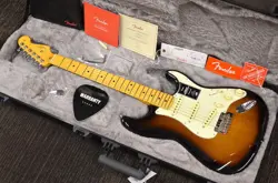 FENDER AMERICAN PROFESSIONAL II STRATOCASTER MAPLE ANNIVERSARY *FU808
